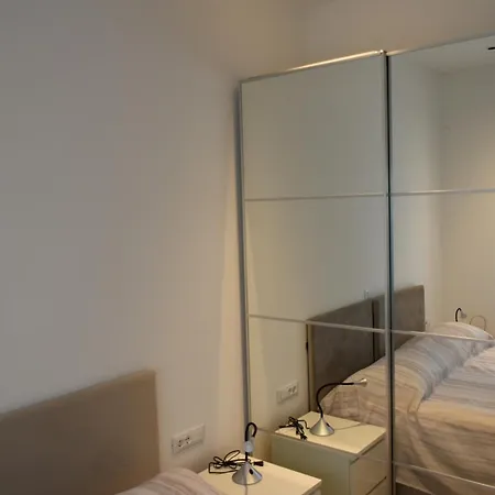 Apartment Pula דירה פולה